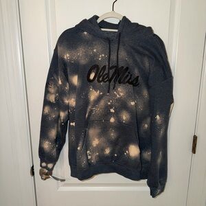 Unique Ole Miss Sweatshirt L